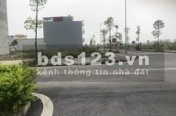 Bán lô đất đối diện với cổng khu CN Đồng Văn 4 - khu đô thị đại cương, mặt đường đôi 35 m,