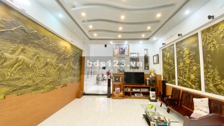 Bán nhà nguyên căn đẹp ngang 5m mặt tiền hẻm kinh doanh, sổ hồng công chứng ngay