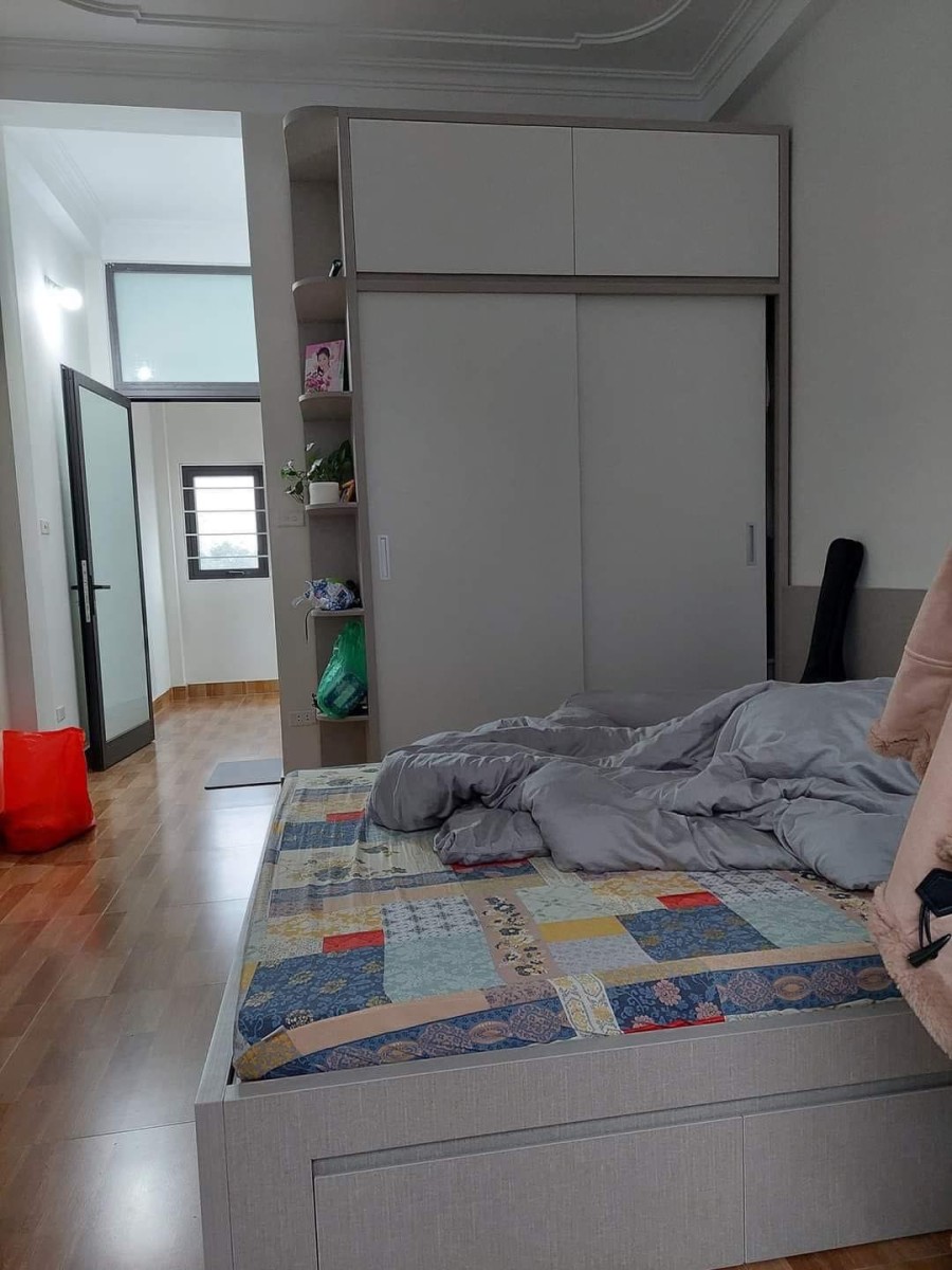 Bán gấp nhà Văn Quán – Hà Đông, Ô TÔ, 40m x 5 Tầng , giá sốc chỉ 6,x tỷ ( x mầm non )