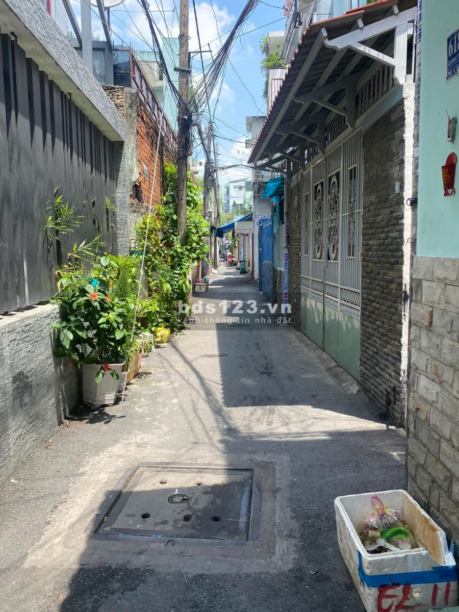 Bán nhà 618 Quang Trung, diện tích 50m2, dtsd 3x16m sổ vuôn vức, giá bán 4.x tỷ.