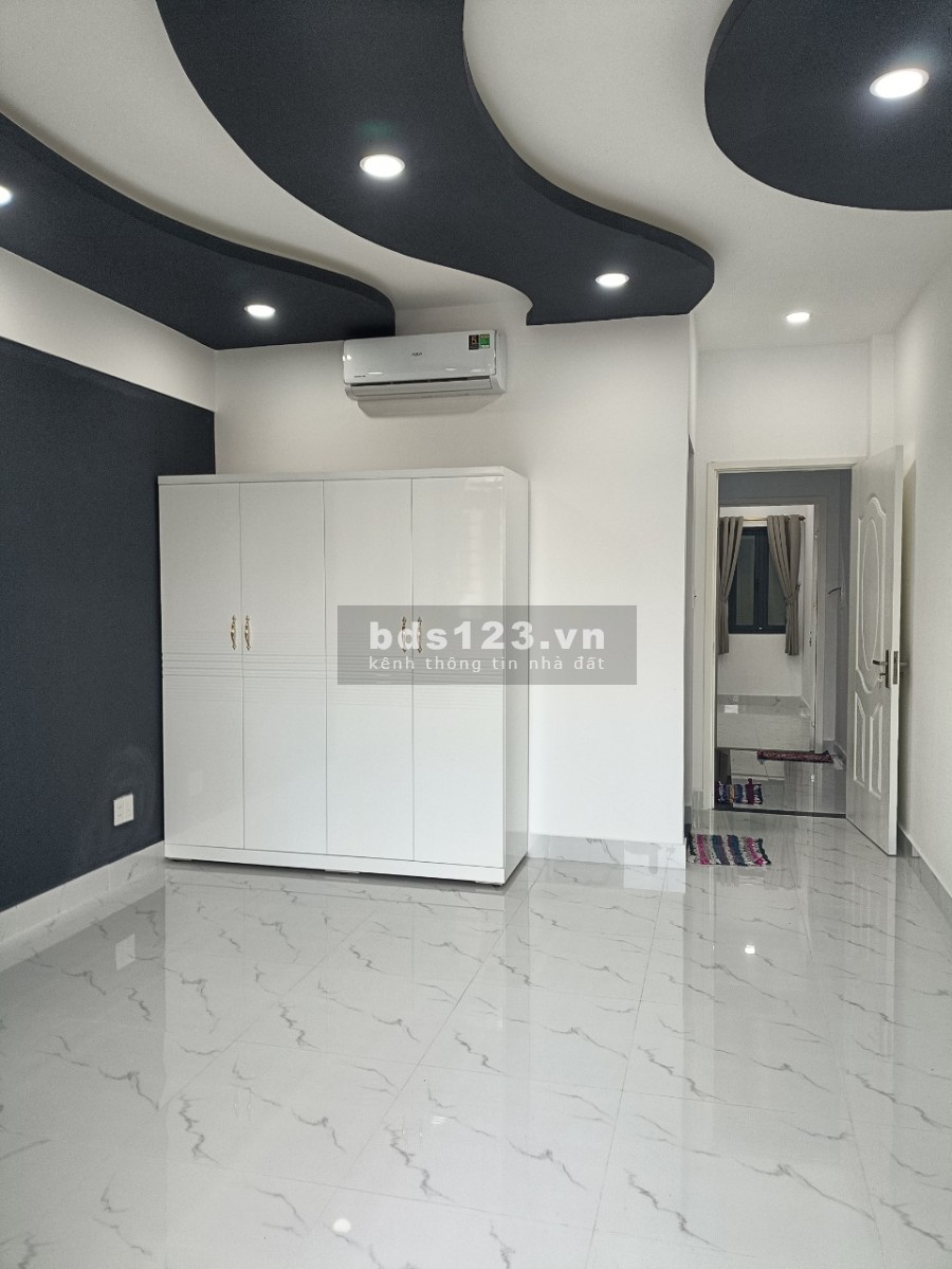 Nhà DTSD 200,4m2 gần bến xe Miền Tây đường Kinh Dương Vương có sổ hồng riêng