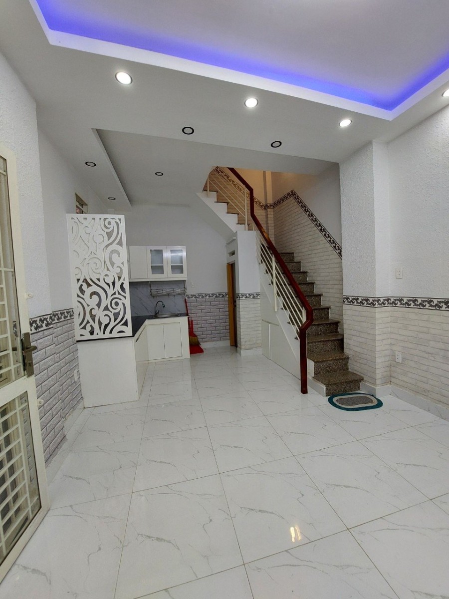 Bán nhà Nguyễn Thượng Hiền Phú Nhuận Giáp Quận 1 Quận 3 liên hệ 0372924724