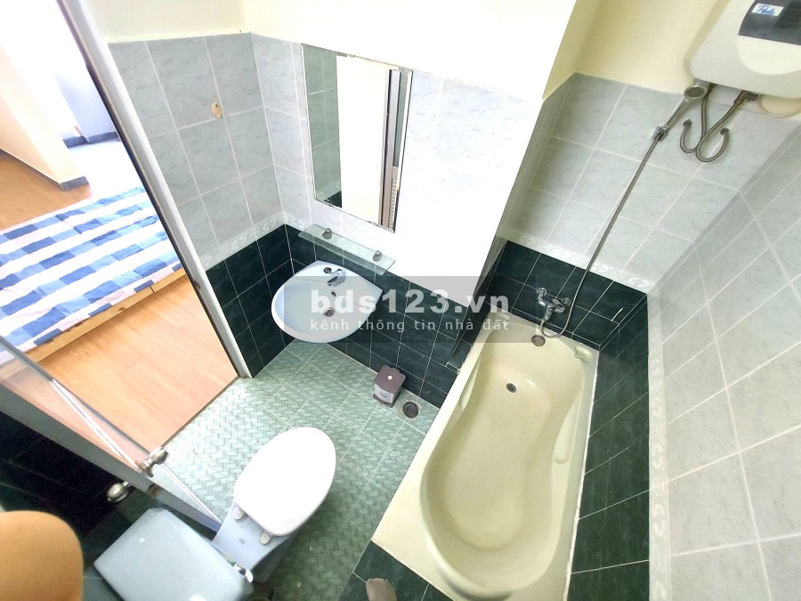 Cho thuê căn hộ dịch vụ đầy đủ tiện nghi, Trung Tâm Quận Tân Bình.