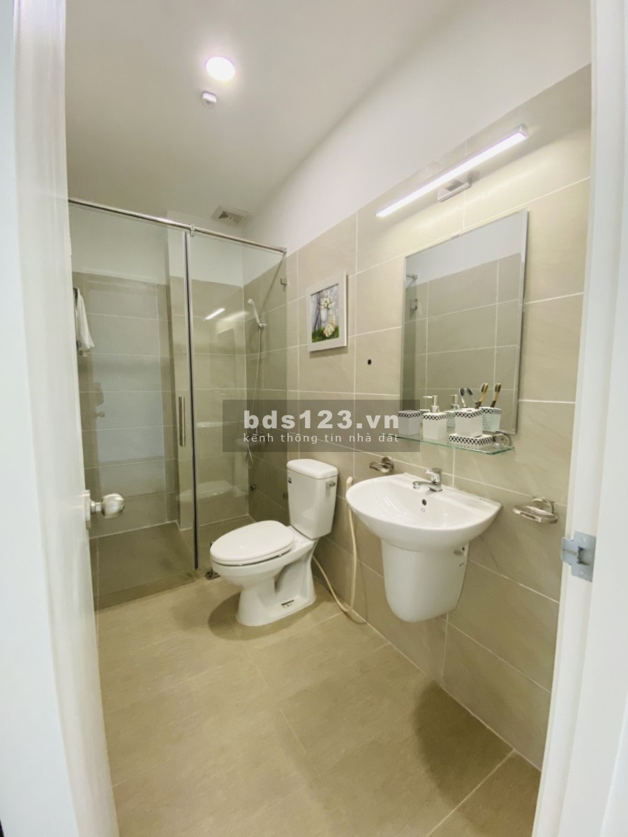 Bán nhà 1 trệt 2 lầu khu đô thị thông minh quận Ô Môn khu dân cư đông đúc, tiện ích đầy đủ