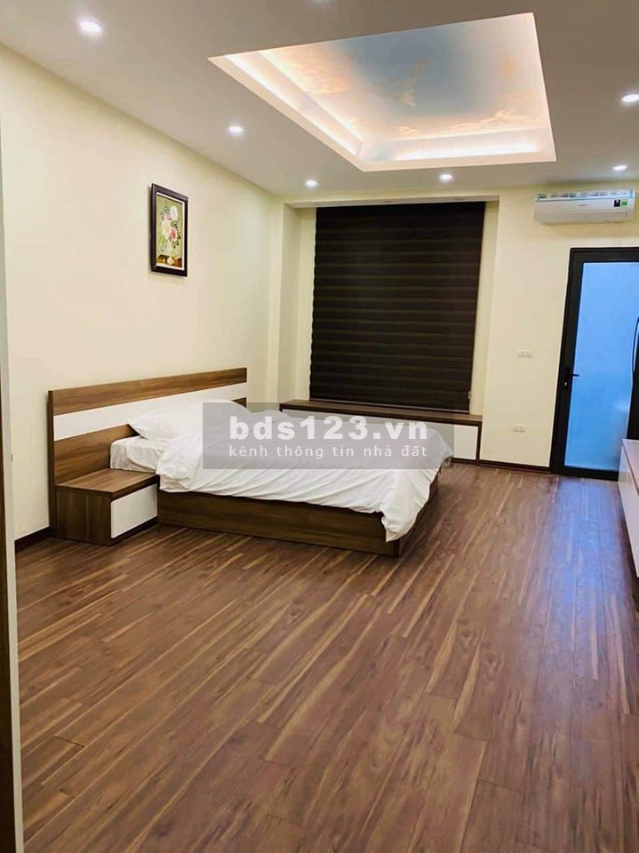 Bán nhà 45m x 6 tầng, ô tô 7 chỗ đỗ cửa, khu trung tâm, có thang máy, giá bán nhỉnh 6 tỷ