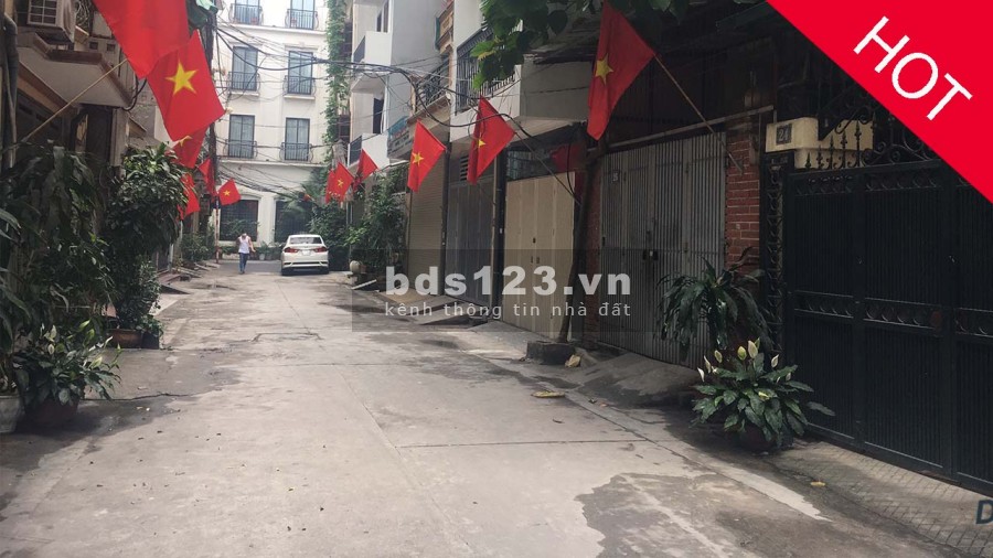Mặt tiền hơn 12m! Bán nhà phố Nguyễn Huy Tưởng. Lô góc. Đường oto KD. Chỉ 10.xx tỷ