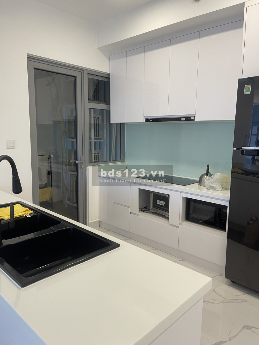 Cho thuê 3PN tại Palm Heights dt lớn 105m2, giá tốt 20 triệu/tháng dọn vào ở ngay LH 0339744305