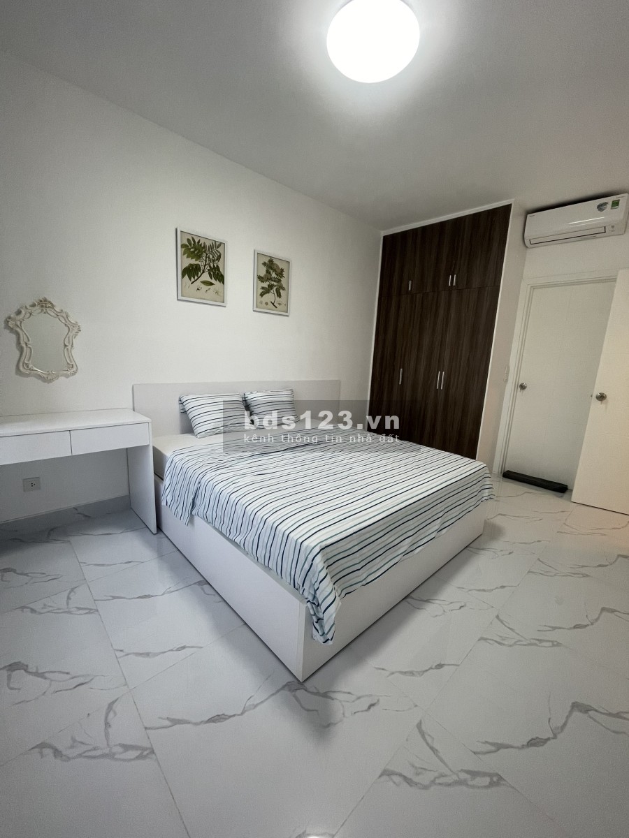 Cho thuê 3PN tại Palm Heights dt lớn 105m2, giá tốt 20 triệu/tháng dọn vào ở ngay LH 0339744305