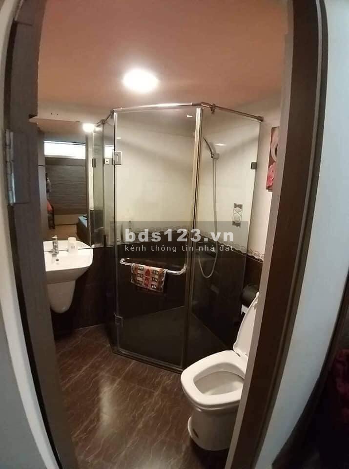 Bán nhà phố Đào Tấn kinh doanh dòng tiền hơn 100 triệu thang máy, diện tích 90m2, giá 23.6 tỷ