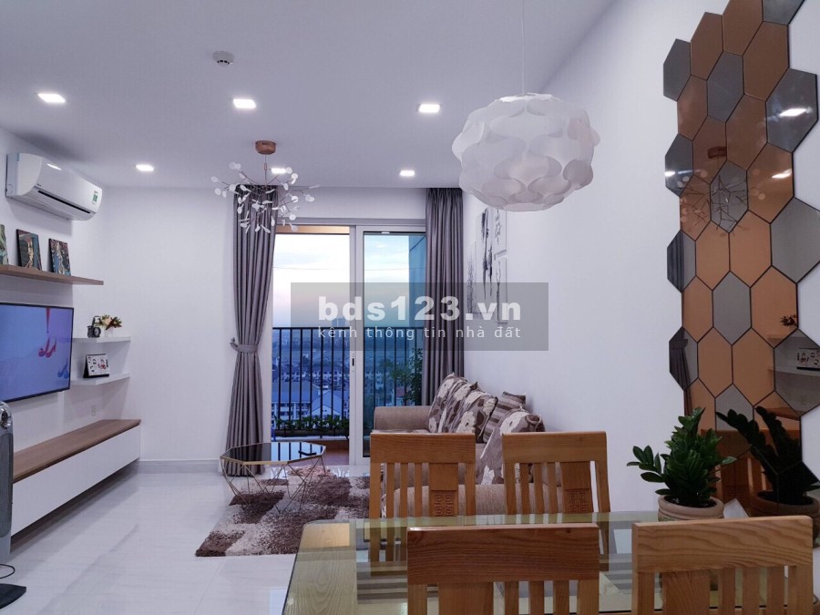 Chủ gửi bán căn hộ 2PN Vista Verde, Quận 1 giá 4.6 tỷ, bao hết thuế phí, lh 0937179028
