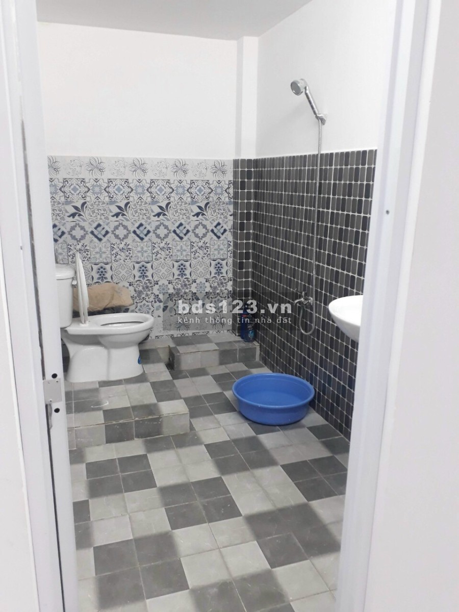 Cần bán nhà khu dân cư Long Hậu giá tốt 2.2 tỷ(3PN- 2wc) thương lượng, lh 0902642506