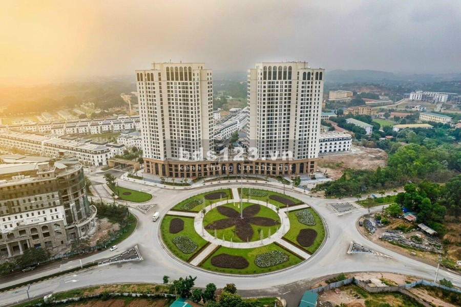 Danh mục sản phẩm VCI TOWER - Vĩnh Yên liên hệ 0927336996 giá…