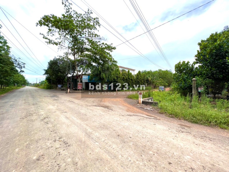 Đất đón đầu khu công nghiệp, sau KCN Minh Hưng Hàn Quốc ngân hàng hỗ trợ giá 690 triệu