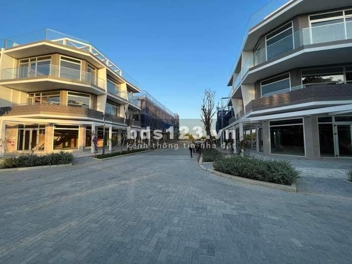 Siêu shophouse cách biển chỉ 300m sở hữu trọn đời 2 mặt tiền tối đa kinh doanh