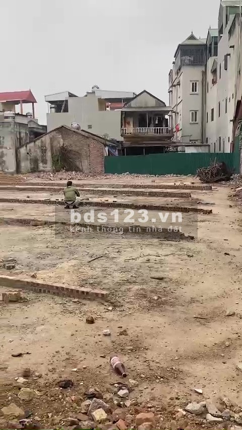 5 lô đất liền kề 53m 1 lô. 265m 5 lô mua hết giảm vị trí đẹp, giá tốt đầu tư sinh lời cao