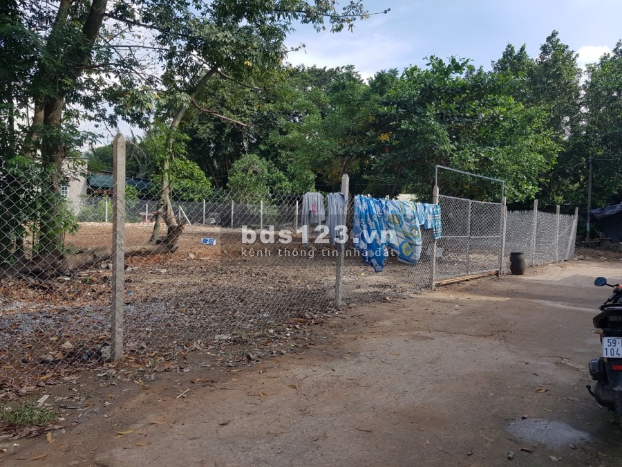 Chính chủ cho thuê đất 2 mặt tiền lô góc Quận 12, liên hệ 0909079298 giá rẻ nhất thị trường