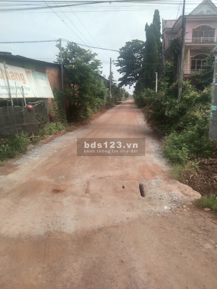 Cần bán đất gấp do ngộp ở Minh Thắng đường Quốc Lộ 14 liên hệ 0338934931
