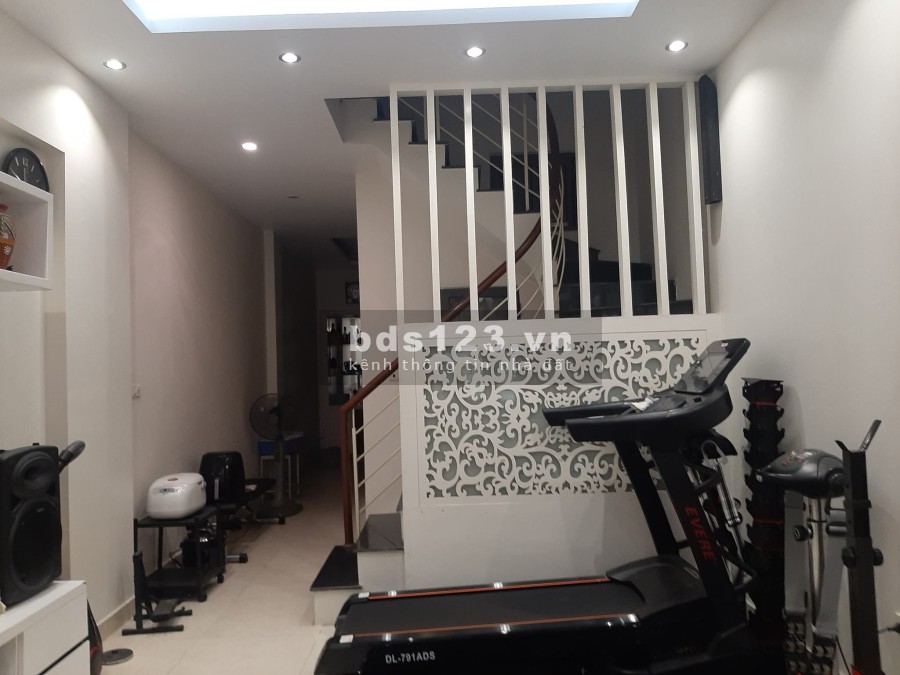 Nhà chất đẹp Matiz đỗ cửa, 50m ra phố ngõ thông kinh doanh nhỏ diện tích rộng, ở thích
