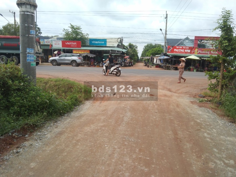 Cần bán đất gấp do ngộp ở Minh Thắng đường Quốc Lộ 14 liên hệ 0338934931
