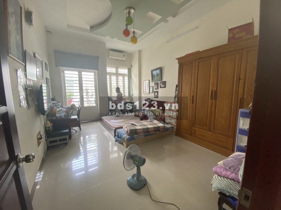 Bán gấp nhà hẻm xe hơi đường Trường Chinh (4x15) 4 tầng Tân Phú giá bán chỉ 6 tỷ 3
