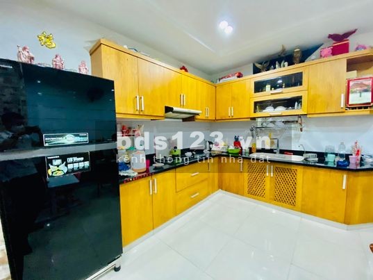 Gấp bán nhà hẻm xe hơi Phú Trung Tân Phú 77m2, ngang 6m, nở hậu, giảm 2OO Triệu