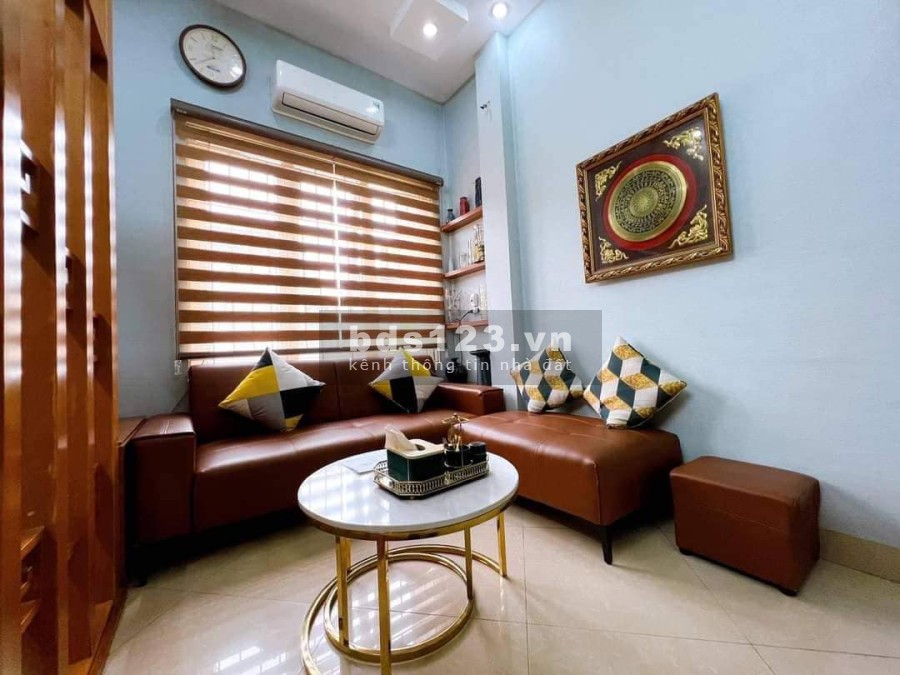Bán nhà Quan Nhân, cực hiếm, nhà đẹp ở luôn, mặt ngõ kinh doanh, 32m2x5t, giá 3,65 tỷ