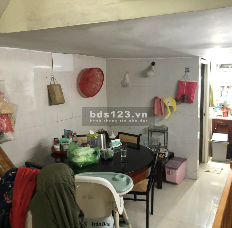 Cho thuê nhà nguyên căn 33m2 3 tầng số nhà 13 ngõ 370 Nguyễn Văn Cừ Quận Long Biên