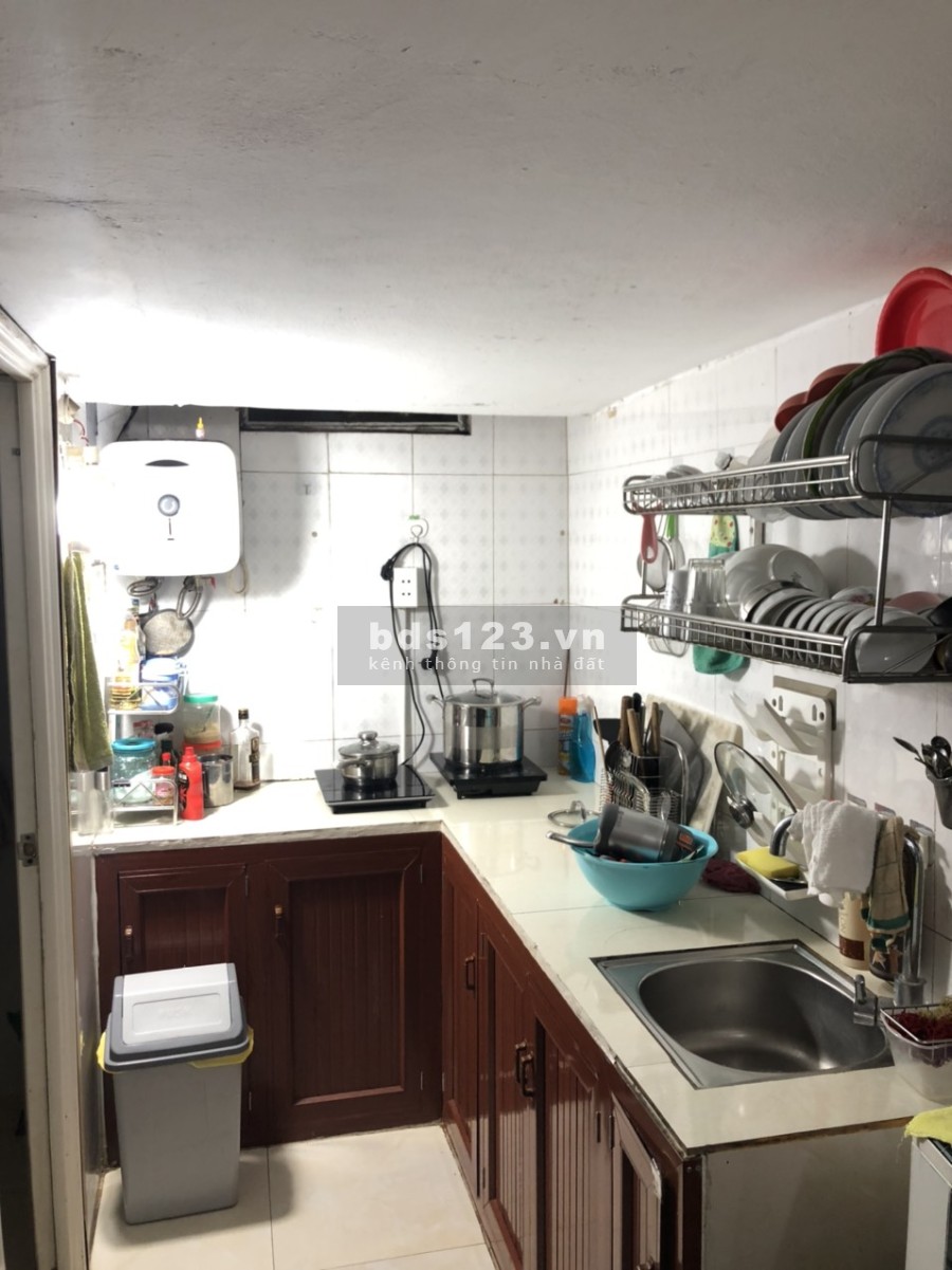 Cho thuê nhà nguyên căn 33m2 3 tầng số nhà 13 ngõ 370 Nguyễn Văn Cừ Quận Long Biên