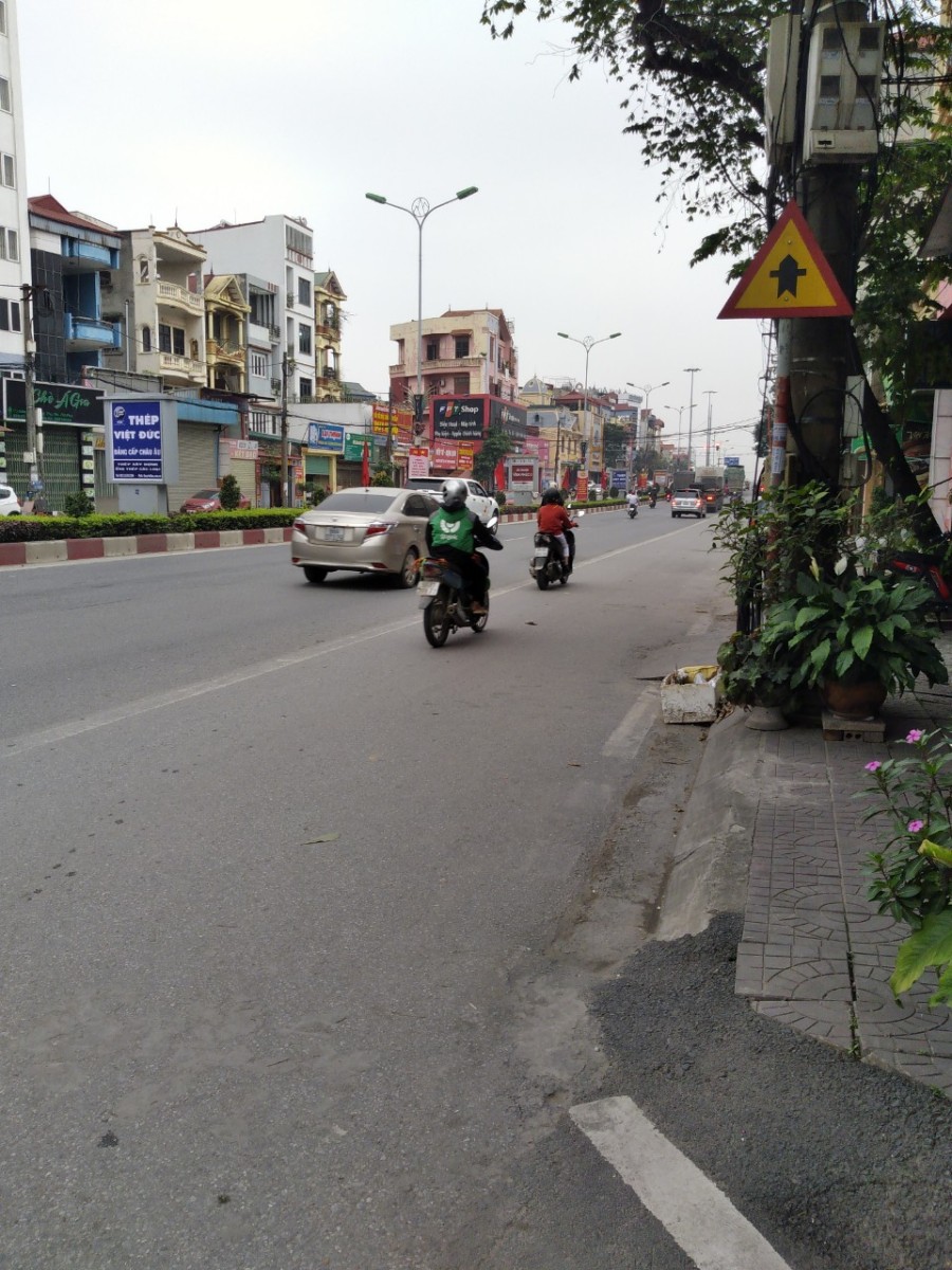 Chính chủ cần bán gấp hàng vip nhà 2 mặt phố Hai Bà Trưng và Mặt đường Quốc lộ 2