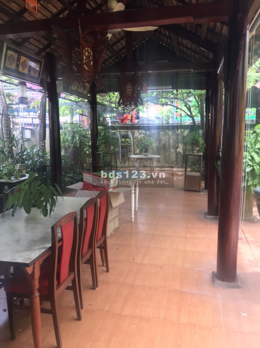 Cho thuê biệt thự sân vườn diện tích siêu lớn gần trường Cao Đẳng Du Lịch giá 50 triệu/tháng