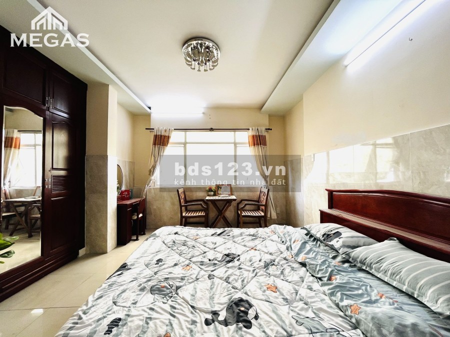 Phòng trọ ban công view kính full nội thất ngay Trường Chinh tiện ích đầy đủ, vào ở ngay