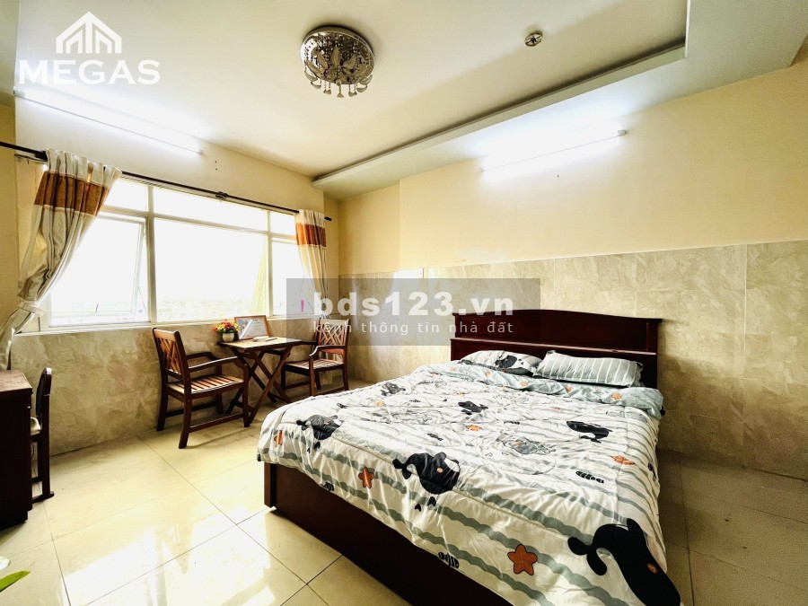Phòng trọ ban công view kính full nội thất ngay Trường Chinh tiện ích đầy đủ, vào ở ngay