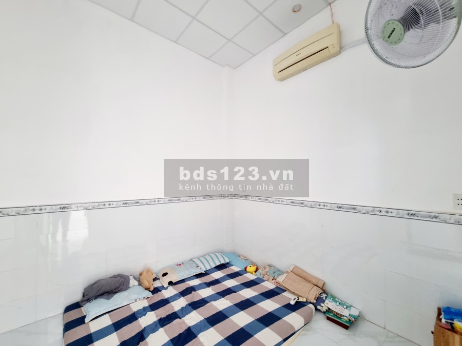 Bán Căn Góc Ngay Hồ Bơi Phương Nam, diện tích sử dụng 5.5x19, Giá Chỉ 1.68 Tỷ