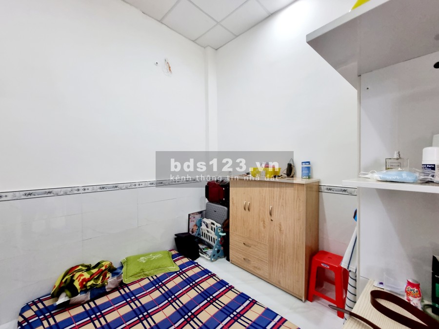 Bán Căn Góc Ngay Hồ Bơi Phương Nam, diện tích sử dụng 5.5x19, Giá Chỉ 1.68 Tỷ