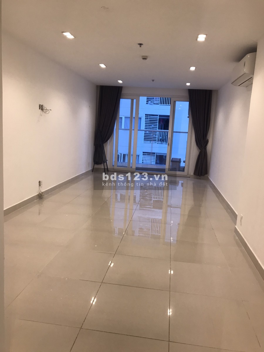 Chính chủ bán căn hộ Sky Centre Quận Tân Bình hỗ trợ vay ngân hàng, giá tốt đầu tư