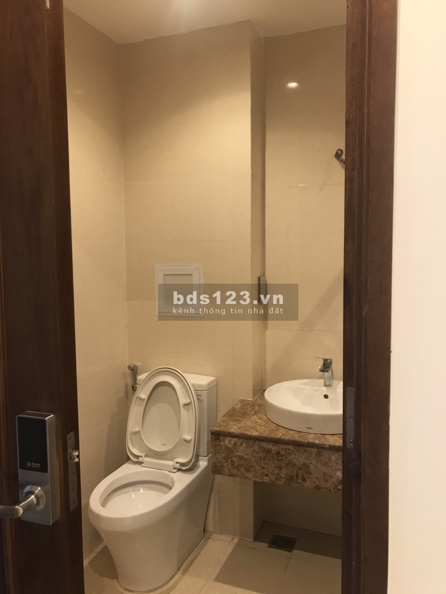 Chính chủ bán căn hộ Sky Centre Quận Tân Bình hỗ trợ vay ngân hàng, giá tốt đầu tư