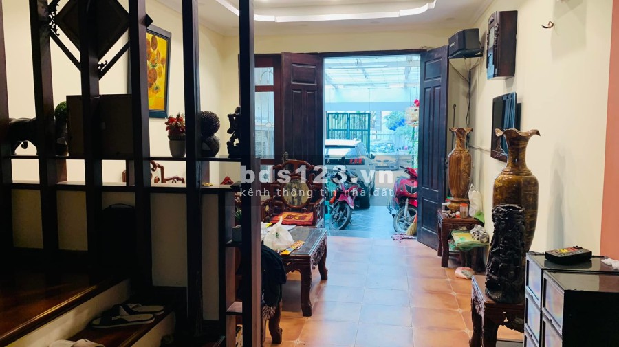 Nhà đẹp PL 100m2 2 mặt ngõ ô tô tránh phố Duy Tân giá 27,5 tỷ. LH 0912442669