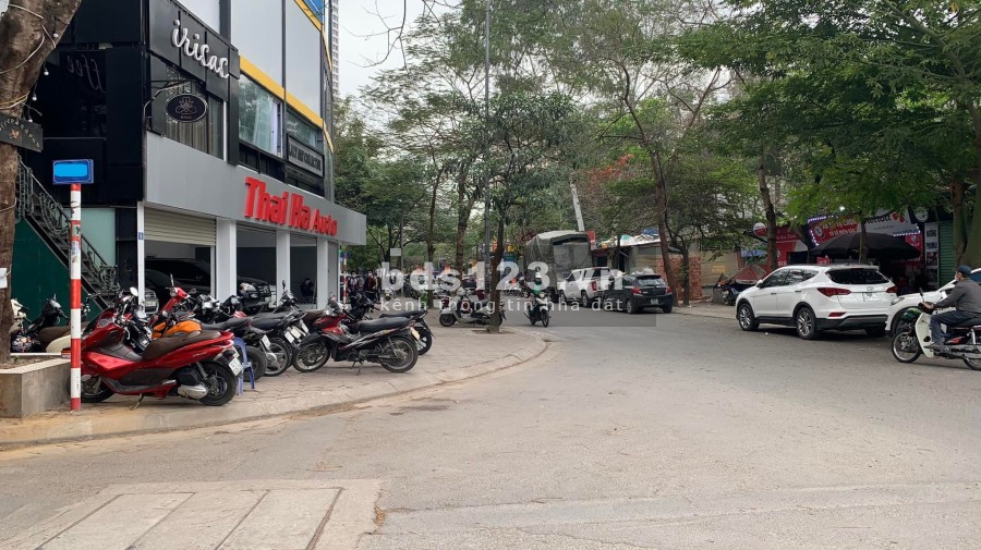 Nhà đẹp PL 100m2 2 mặt ngõ ô tô tránh phố Duy Tân giá 27,5 tỷ. LH 0912442669