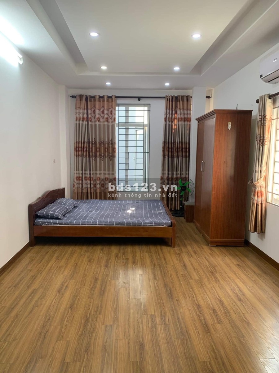 Bán gấp nhà 5 tầng diện tích 32m2, ngõ ô tô tại Yên Hoà Cầu Giấy, giá chỉ 2.9 tỷ, sổ sẵn