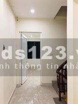 Cho thuê nhà nguyên căn 5 tầng diện tích sử dụng 50m2 phù hợp làm văn phòng.
