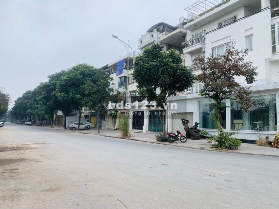 Tuyệt tác lô góc phân lô mặt phố ô tô tránh mt khủng vỉa hè đá bóng, nội thất xa hoa tiền tỷ