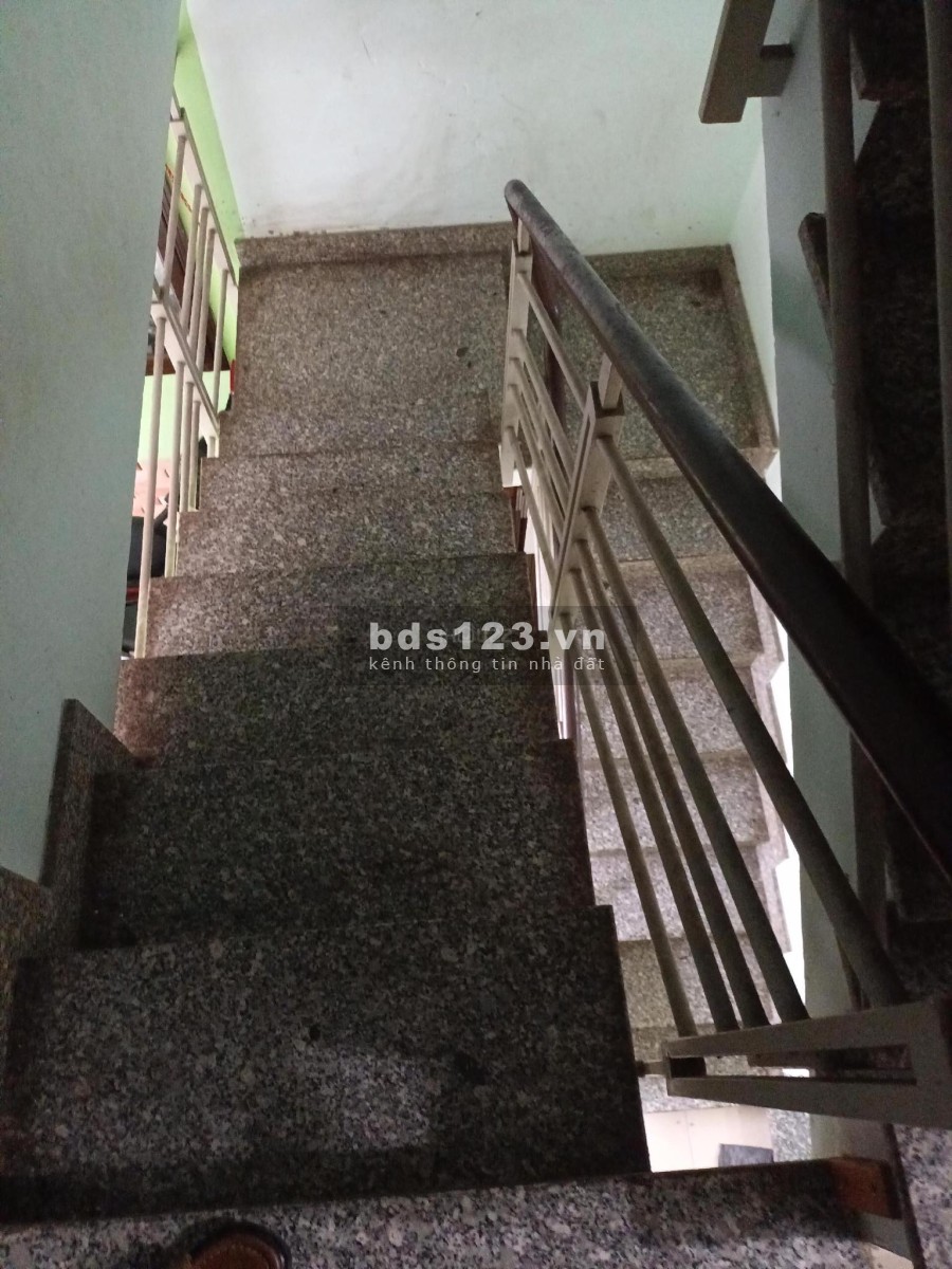 Bán gấp nhà hẻm xe hơi đường Âu Cơ, phường 10, Tân Bình, 40m2, 3 tầng, giá 5.2 tỷ