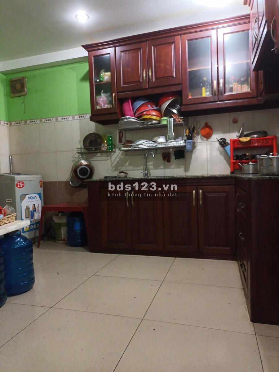 Bán gấp nhà hẻm xe hơi đường Âu Cơ, phường 10, Tân Bình, 40m2, 3 tầng, giá 5.2 tỷ