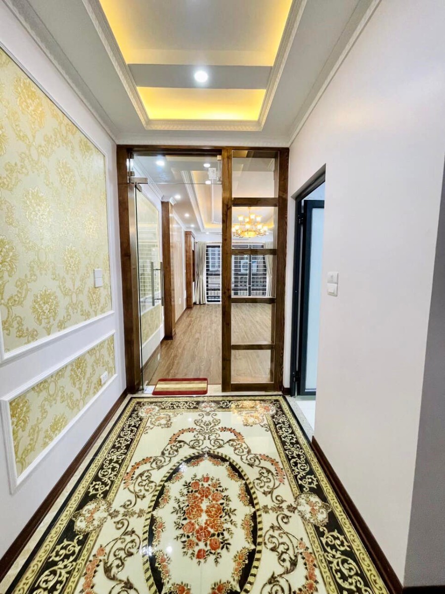 Nhà Phùng Khoang đẹp ở ngay, 5m ô tô, thông 6T thang máy ở kd chỉ 6.2 tỷ TL