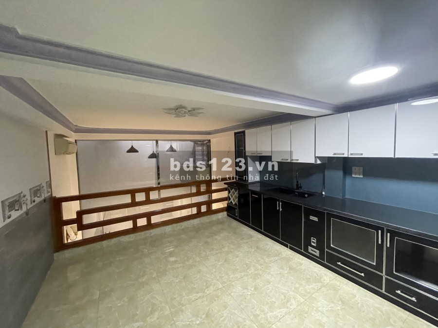 Bán căn nhà 6 tầng phố Vũ Miên, Làng Yên Phụ cách Hồ Tây 40m, có thang máy