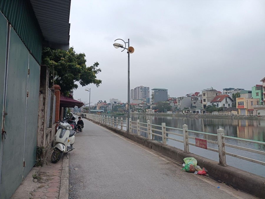 Đất Long Biên 1 mặt tiền 5.1m giá siêu rẻ 2.6 sổ đỏ chính chủ, bàn giao vào ở được ngay
