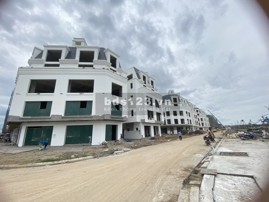 Chuyển nhượng gấp căn shophouse mặt phố đi bộ tại Hinode Hoài Đức lh 0335078262