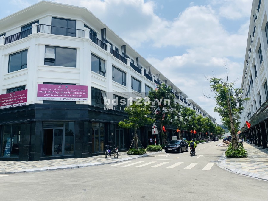 Bán tòa 7 tầng làm khách sạn, nhà hàng, văn phòng … trung tâm thành phố Lạng Sơn