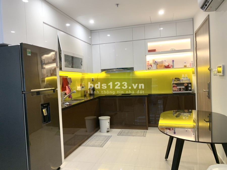 Bán nhanh căn hộ góc 2PN+1 (2WC) diện tích 71m2 Vinhomes Ocean Park giá bán 2 tỷ