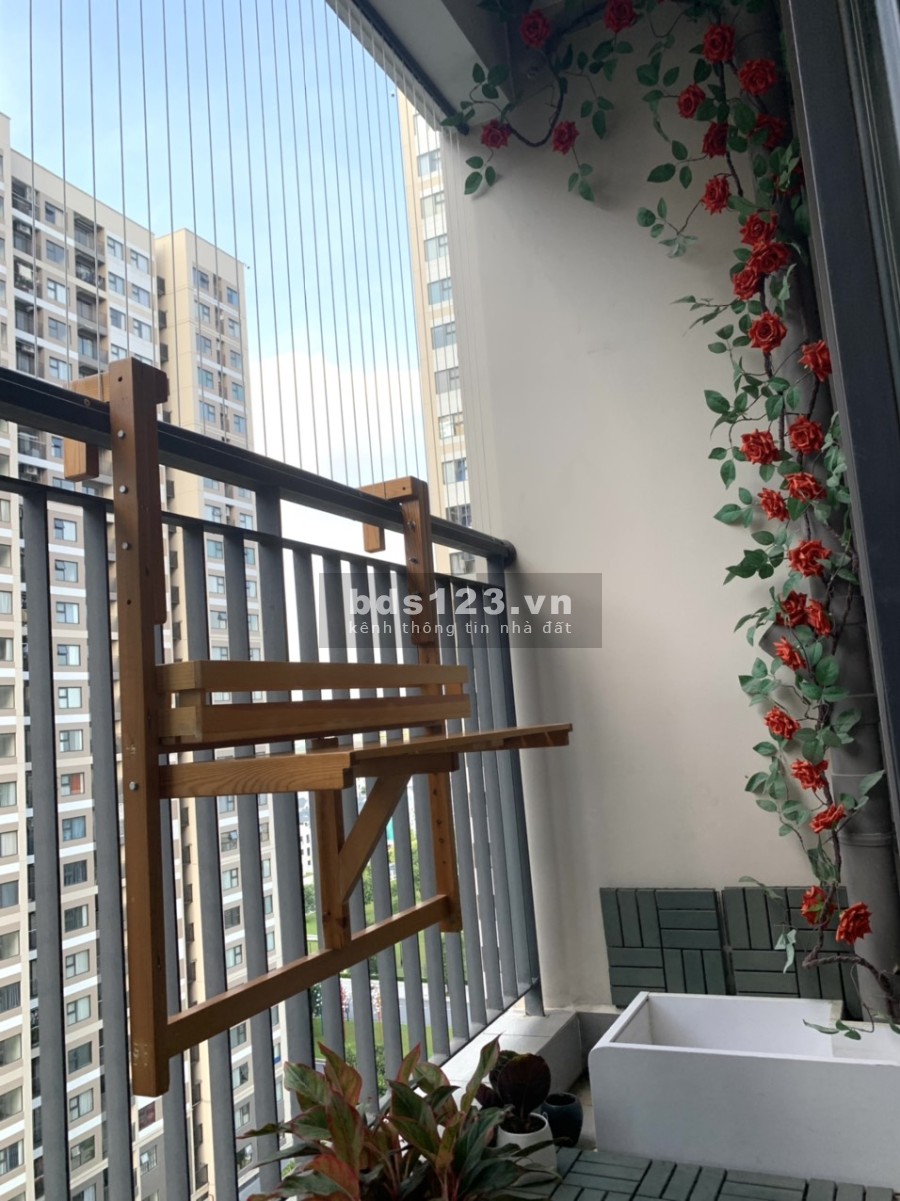 Bán nhanh căn hộ góc 2PN+1 (2WC) diện tích 71m2 Vinhomes Ocean Park giá bán 2 tỷ